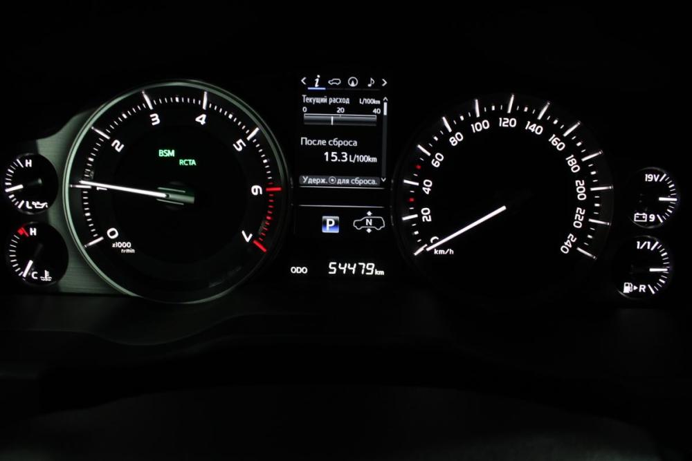 Toyota Land Cruiser 200 Series Рестайлинг 2 Владивосток  - изображение 28