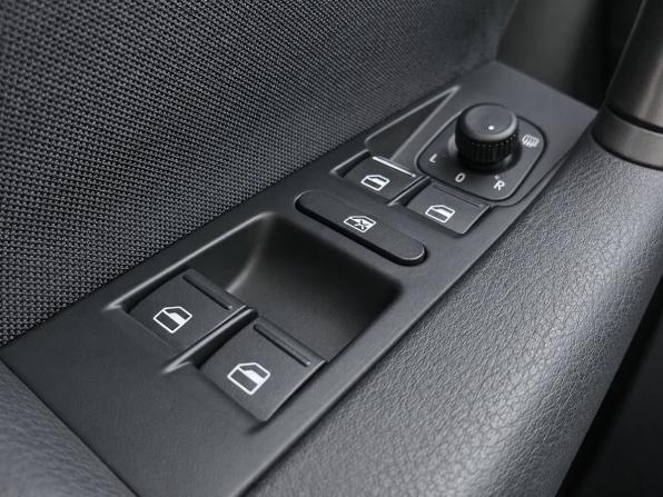 Volkswagen Passat B7 с пробегом 2014 года, цена 1 349 000 рублей, 194368 км, универсал, Автокод Объявления