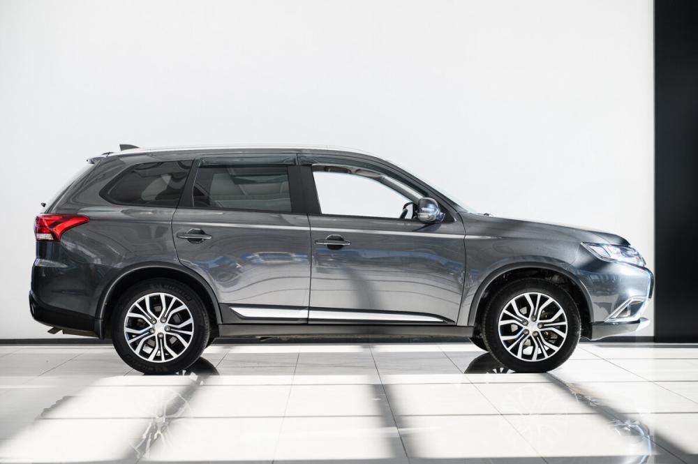 Mitsubishi Outlander III Рестайлинг 2 Оренбург  - изображение 6