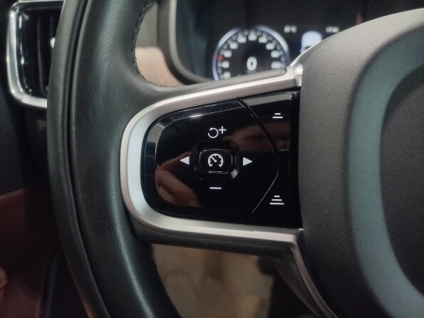 Volvo V90 Cross Country I Рестайлинг с пробегом 2020 года, цена 4 592 000 рублей, 44840 км, универсал, Автокод Объявления