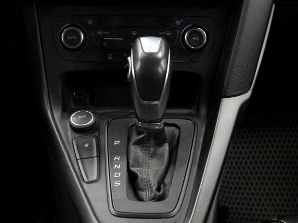 Ford Focus III Рестайлинг с пробегом 2018 года, цена 1 599 900 рублей, 30000 км, хэтчбек, Автокод Объявления