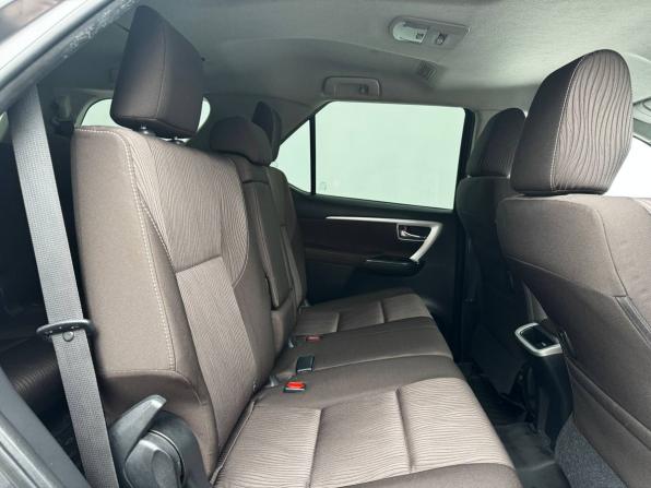 Toyota Fortuner II с пробегом 2018 года, цена 2 940 000 рублей, 215000 км, внедорожник, Автокод Объявления