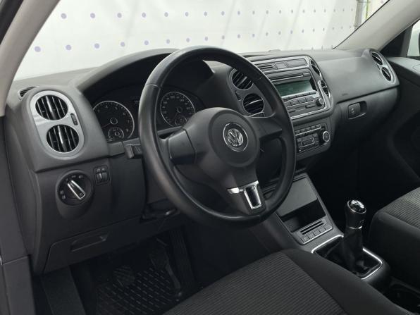 Volkswagen Tiguan I Рестайлинг с пробегом 2012 года, цена 1 190 000 рублей, 131851 км, внедорожник, Автокод Объявления