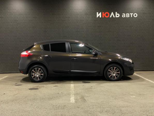 Renault Megane III Рестайлинг с пробегом 2013 года, цена 720 000 рублей, 136607 км, хэтчбек, Автокод Объявления