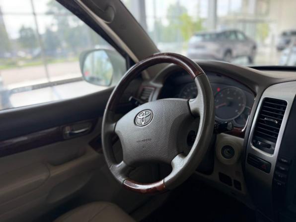 Toyota Land Cruiser Prado 120 Series с пробегом 2004 года, цена 1 795 000 рублей, 260000 км, внедорожник, Автокод Объявления