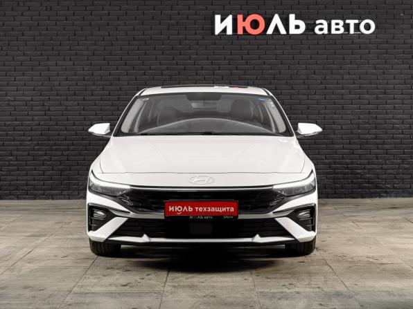 Hyundai Elantra VII (CN7) Рестайлинг с пробегом 2025 года, цена 3 245 000 рублей, 112 км, седан, Автокод Объявления