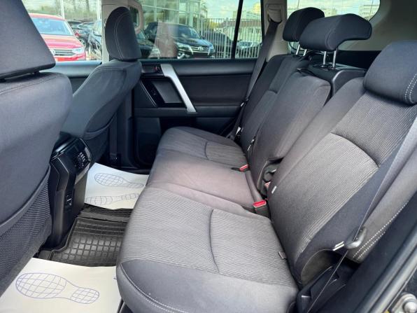 Toyota Land Cruiser Prado 150 Series Рестайлинг 1 с пробегом 2016 года, цена 3 950 000 рублей, 148623 км, внедорожник, Автокод Объявления