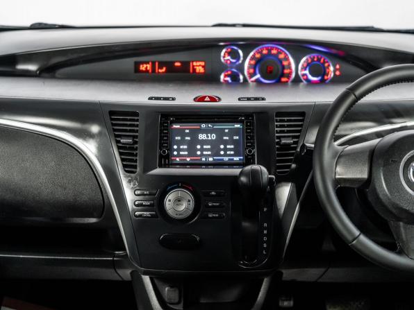 Mazda Biante с пробегом 2008 года, цена 1 170 000 рублей, 163293 км, компактвэн, Автокод Объявления