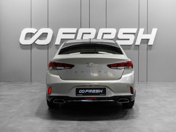 Hyundai Sonata VII (LF) Рестайлинг с пробегом 2018 года, цена 1 749 000 рублей, 147296 км, седан, Автокод Объявления