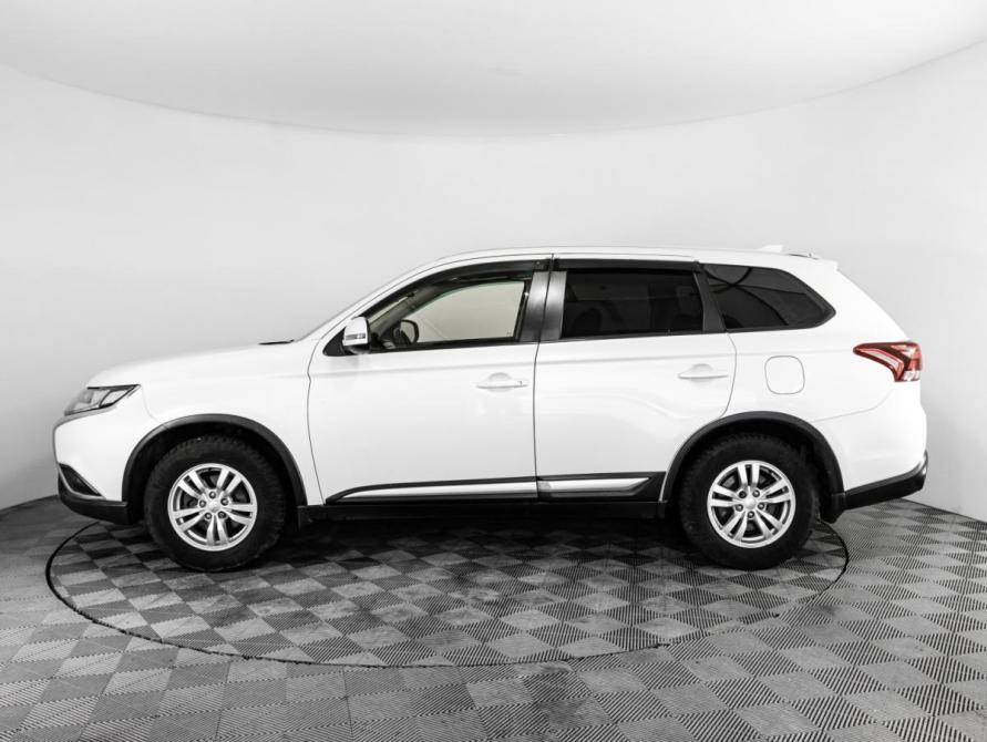 Mitsubishi Outlander III Рестайлинг 3 Санкт-Петербург  - изображение 8