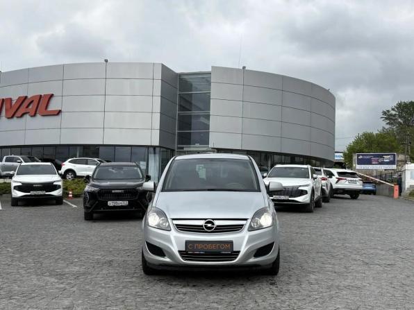 Opel Zafira B Рестайлинг с пробегом 2011 года, цена 690 000 рублей, 197981 км, минивэн, Автокод Объявления