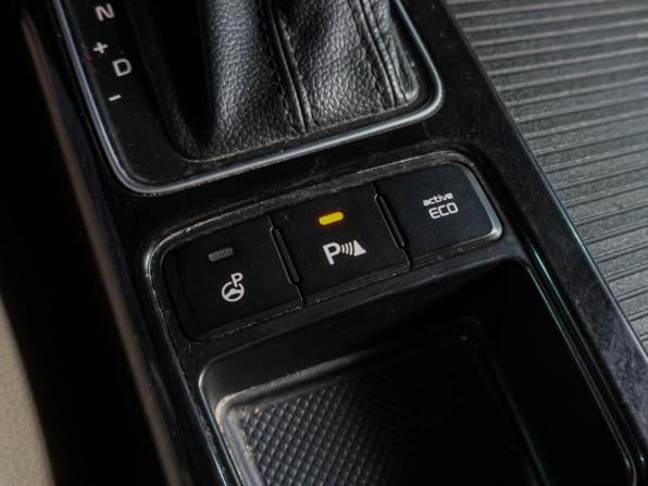 Kia Sorento II Рестайлинг с пробегом 2012 года, цена 1 699 000 рублей, 203068 км, внедорожник, Автокод Объявления