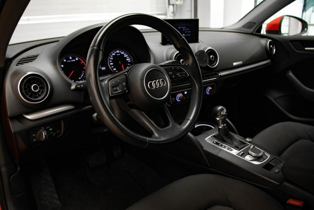 Audi A3 III (8V) Рестайлинг Москва  - изображение 8