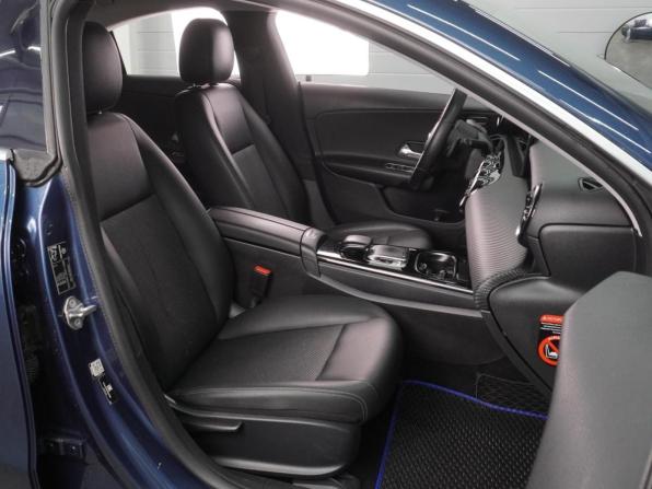 Mercedes-Benz CLA II (C118 X118) с пробегом 2019 года, цена 2 099 000 рублей, 183290 км, седан, Автокод Объявления