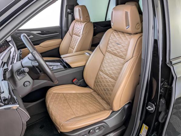 Cadillac Escalade V с пробегом 2023 года, цена 10 500 000 рублей, 37639 км, внедорожник, Автокод Объявления