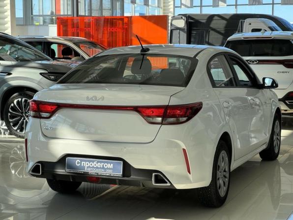 Kia Rio IV Рестайлинг с пробегом 2021 года, цена 1 450 000 рублей, 93435 км, седан, Автокод Объявления