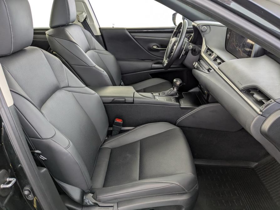 Lexus ES VII Москва  - изображение 25