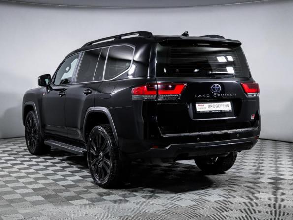 Toyota Land Cruiser 300 Series с пробегом 2022 года, цена 9 207 000 рублей, 127541 км, внедорожник, Автокод Объявления