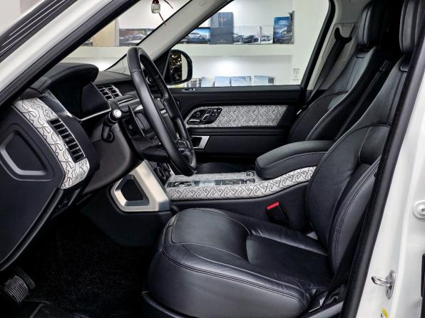 Land Rover Range Rover IV Рестайлинг с пробегом 2018 года, цена 8 500 000 рублей, 30859 км, внедорожник, Автокод Объявления