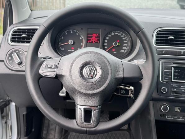 Volkswagen Polo V с пробегом 2013 года, цена 649 000 рублей, 197954 км, седан, Автокод Объявления
