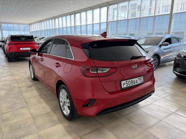 Kia Ceed III с пробегом 2021 года, цена 1 950 000 рублей, 117728 км, хэтчбек, Автокод Объявления
