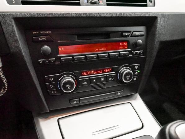 BMW 3 серии V (E90/E91/E92/E93) Рестайлинг с пробегом 2009 года, цена 1 250 000 рублей, 135485 км, седан, Автокод Объявления