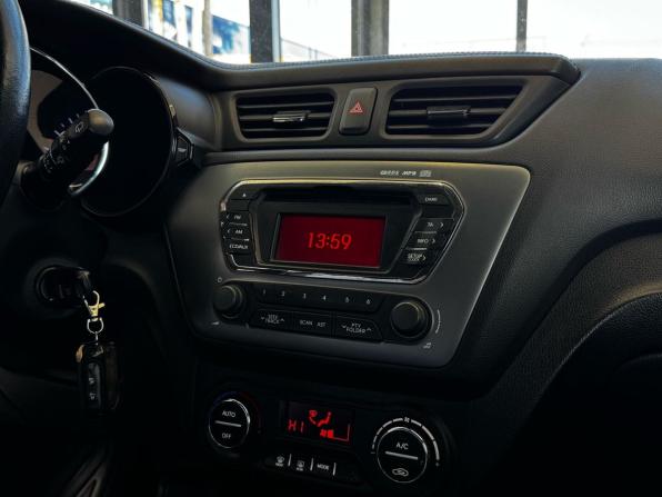 Kia Rio III с пробегом 2013 года, цена 969 000 рублей, 116028 км, хэтчбек, Автокод Объявления