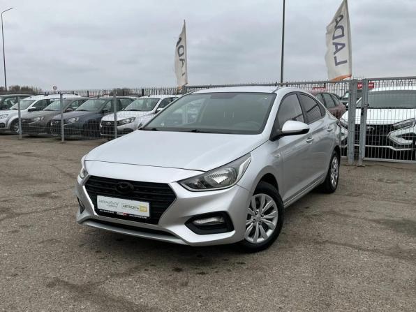 Hyundai Solaris II с пробегом 2019 года, цена 1 350 000 рублей, 110787 км, седан, Автокод Объявления