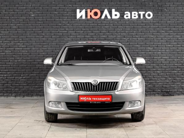 Skoda Octavia II (A5) Рестайлинг с пробегом 2011 года, цена 810 000 рублей, 196776 км, лифтбек, Автокод Объявления