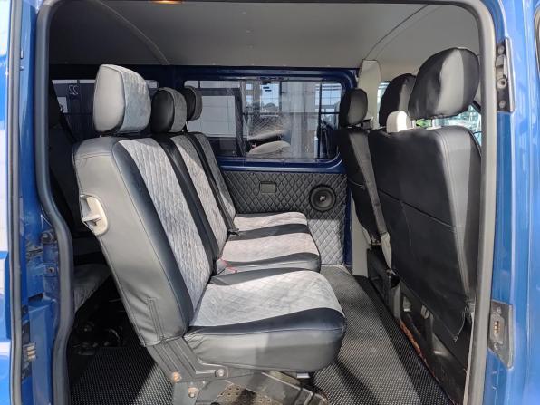 Volkswagen Transporter T5 с пробегом 2007 года, цена 1 300 000 рублей, 408169 км, минивэн, Автокод Объявления