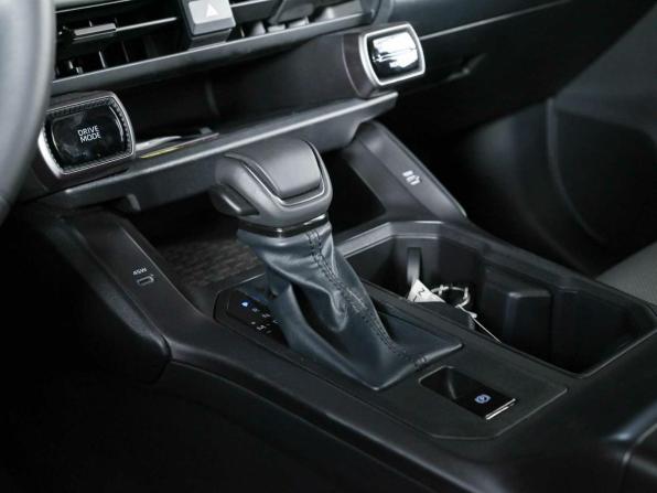 Toyota RAV4 VI (XA60) с пробегом 2025 года, цена 4 070 000 рублей, 40 км, внедорожник, Автокод Объявления