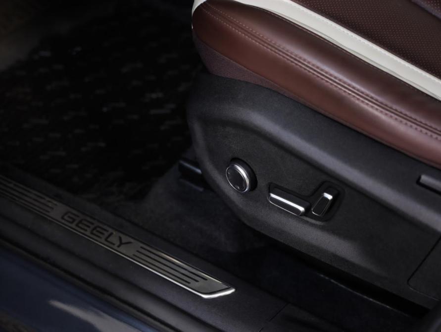 Geely Monjaro I Санкт-Петербург  - изображение 25