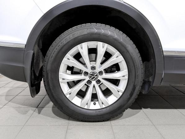 Volkswagen Tiguan II Рестайлинг с пробегом 2021 года, цена 2 790 000 рублей, 59853 км, внедорожник, Автокод Объявления
