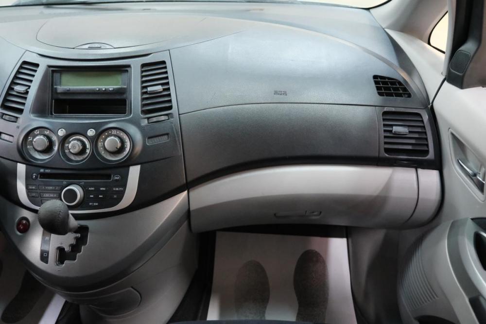 Mitsubishi Grandis I Омск  - изображение 16