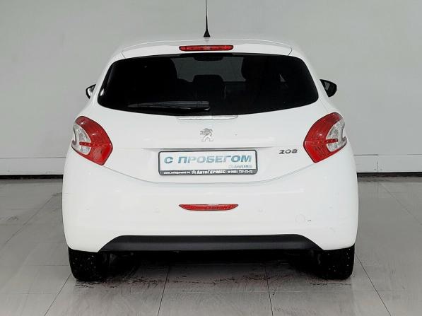 Peugeot 208 I с пробегом 2014 года, цена 580 000 рублей, 118675 км, хэтчбек, Автокод Объявления