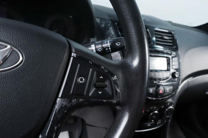 Hyundai Solaris I с пробегом 2011 года, цена 679 000 рублей, 175000 км, хэтчбек, Автокод Объявления