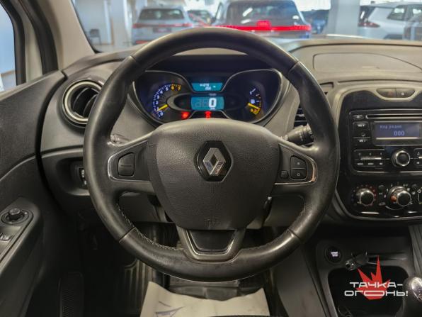 Renault Kaptur I с пробегом 2016 года, цена 1 099 000 рублей, 141200 км, внедорожник, Автокод Объявления