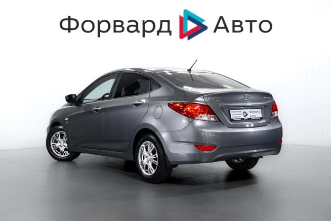 Hyundai Solaris I с пробегом 2014 года, цена 949 000 рублей, 213617 км, седан, Автокод Объявления