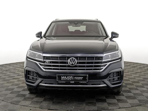 Volkswagen Touareg III с пробегом 2018 года, цена 5 650 000 рублей, 106505 км, внедорожник, Автокод Объявления