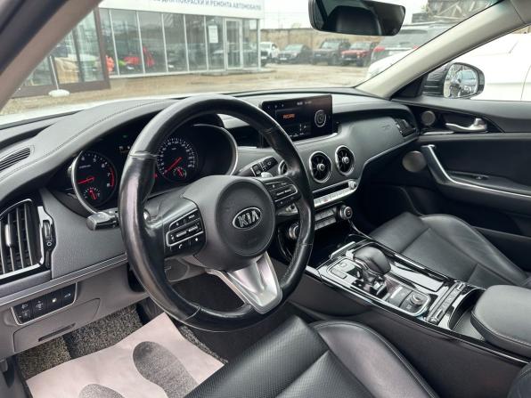 Kia Stinger I Рестайлинг с пробегом 2021 года, цена 3 130 000 рублей, 138100 км, лифтбек, Автокод Объявления