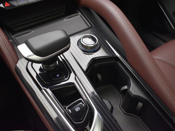 Geely Monjaro I с пробегом 2023 года, цена 3 287 000 рублей, 45036 км, внедорожник, Автокод Объявления