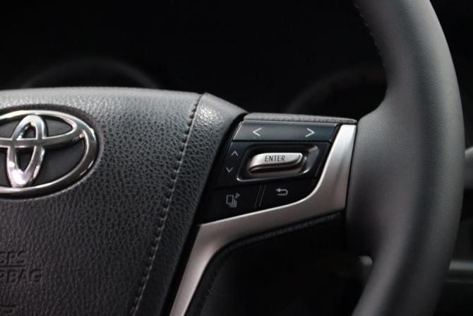Toyota Land Cruiser 200 Series Рестайлинг 2 с пробегом 2016 года, цена 5 465 750 рублей, 247442 км, внедорожник, Автокод Объявления