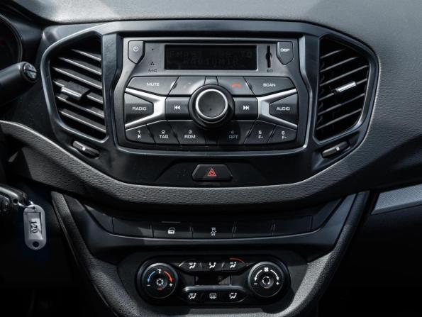 Lada (ВАЗ) Vesta I с пробегом 2020 года, цена 922 000 рублей, 106494 км, седан, Автокод Объявления