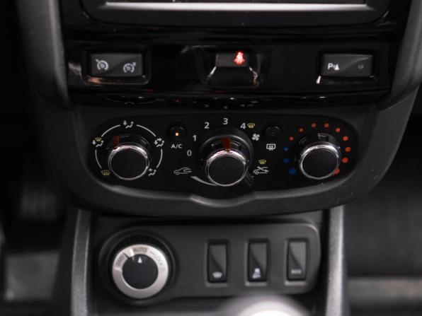 Renault Duster I Рестайлинг с пробегом 2019 года, цена 1 469 000 рублей, 120240 км, внедорожник, Автокод Объявления