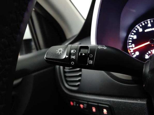 Kia Rio IV Рестайлинг с пробегом 2021 года, цена 1 579 000 рублей, 94991 км, седан, Автокод Объявления