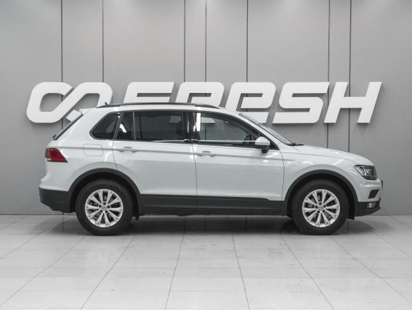 Volkswagen Tiguan II с пробегом 2019 года, цена 2 550 000 рублей, 105849 км, внедорожник, Автокод Объявления