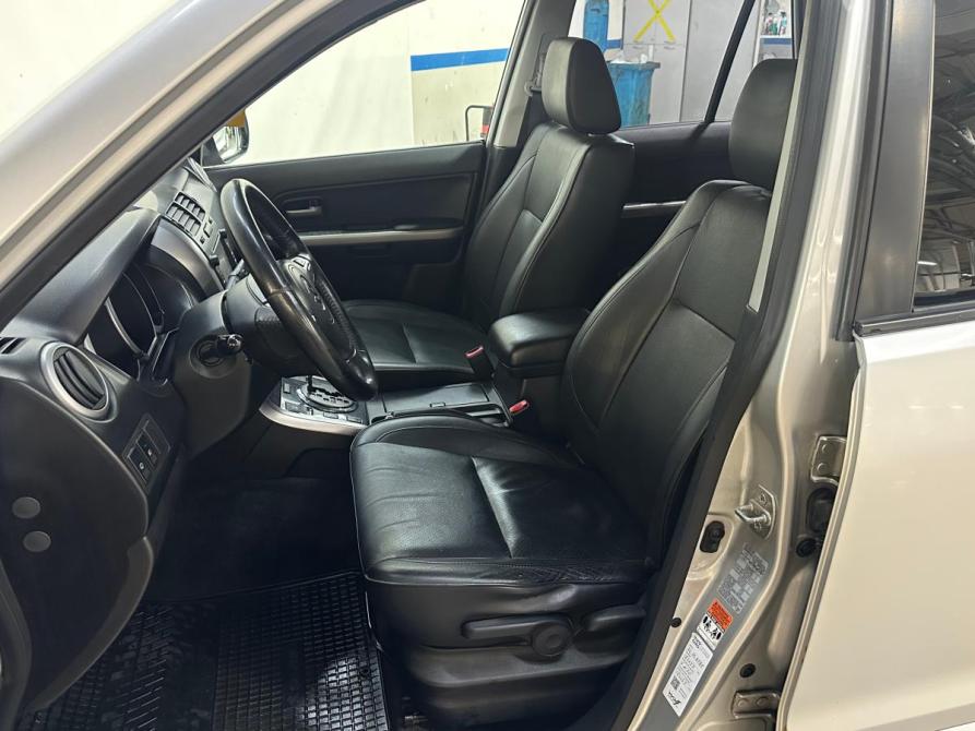 Suzuki Grand Vitara II Рестайлинг Санкт-Петербург  - изображение 6