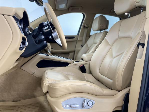 Porsche Macan I с пробегом 2014 года, цена 2 399 000 рублей, 79850 км, внедорожник, Автокод Объявления