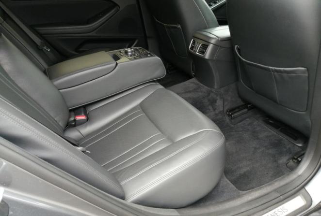 Hyundai Genesis II с пробегом 2014 года, цена 1 800 000 рублей, 164069 км, седан, Автокод Объявления