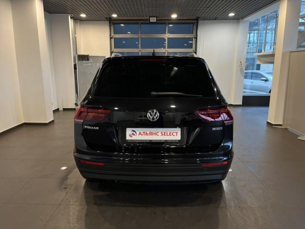 Volkswagen Tiguan II с пробегом 2018 года, цена 2 070 000 рублей, 192212 км, внедорожник, Автокод Объявления